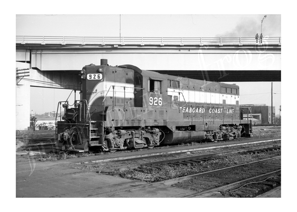 seaboard-coast-line-railroad-diesel-locomotive-926-5x7-photo-ca-1960s